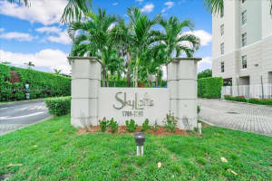 1789 Ne Miami Gardens Dr W502, Miami