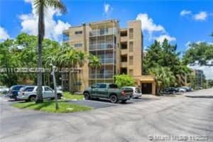 4121 Stirling Rd 102, Dania Beach 4121 Stirling Rd 102, Dania Beach