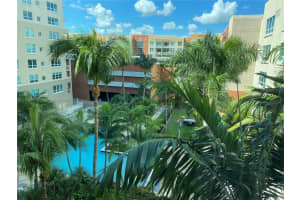 2000 N Bayshore Dr 519, Miami
