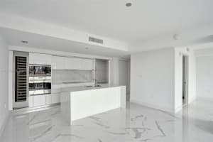 9521 E Bay Harbor Drive 501, Bay Harbor Islands