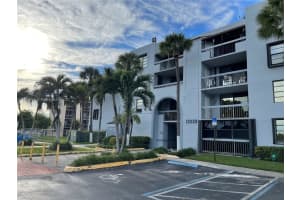 12239 Sw 14th Ln 3212, Miami