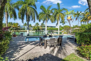 4780 Pine Tree Dr 7, Miami Beach