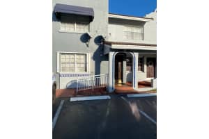7060 Nw 173rd Dr 1505, Hialeah