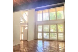 10465 Sw 80th St, Miami