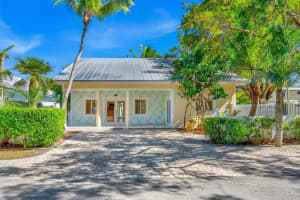 118 1st St, Key Largo