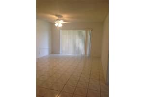4142 Nw 90th Ave 202, Coral Springs