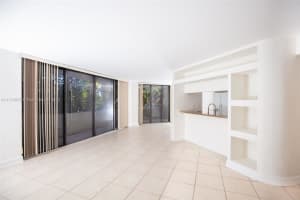 21085 Ne 34th Ave 302-1, Aventura