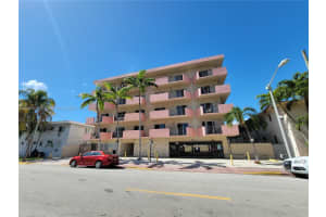 6920 Harding Ave 405, Miami Beach