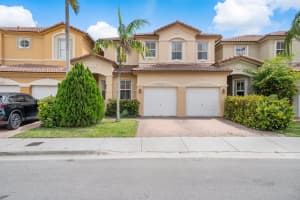 11278 Nw 74th Ter, Doral