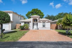 10614 Sw 161st Pl, Miami