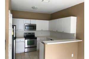 15898 Sw 42nd St 22, Miramar
