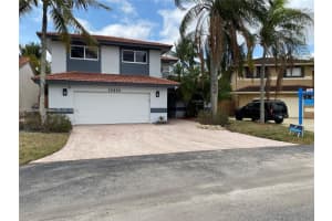 15850 Sw 106th Ter, Miami