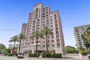 721 Biltmore Way 201, Coral Gables