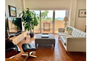 880 Ne 69th St 4r, Miami 880 Ne 69th St 4r, Miami