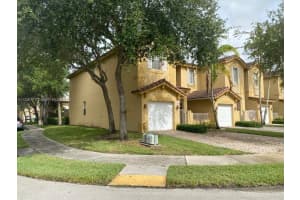 6325 Sw 165th Pl, Miami