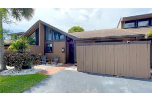 9246 Sw 132nd St, Miami