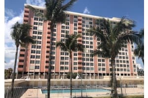2899 Collins Ave 19, Miami Beach