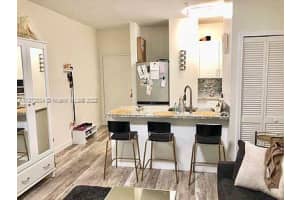 2734 Bird Ave 208, Miami 2734 Bird Ave 208, Miami