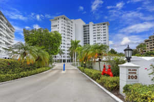 200 Ocean Lane Dr 909, Key Biscayne