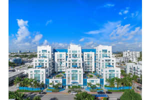 7600 Collins Ave 1205, Miami Beach