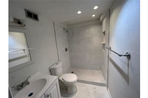 1251 Ne 108th St 210, Miami
