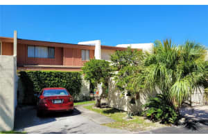 10672 Sw 79th Ter, Miami