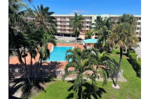 1655 W 44th Pl 441, Hialeah 1655 W 44th Pl 441, Hialeah