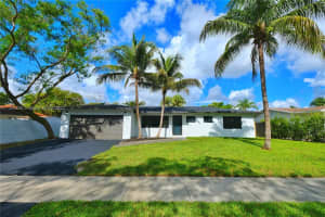 11750 Sw 112th Ave Rd, Miami