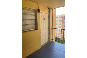 16410 Miami Dr 608, North Miami Beach