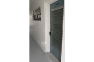 6520 Winfield Blvd 103, Margate