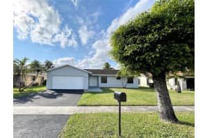 2300 E Lake Miramar Cir, Miramar 2300 E Lake Miramar Cir, Miramar