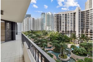 520 Brickell Key Dr A704, Miami 520 Brickell Key Dr A704, Miami