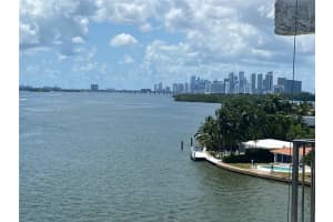 7751 Ne Bayshore Ct 7c, Miami