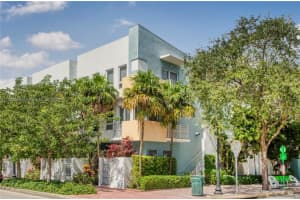 204 Washington Ave 13, Miami Beach