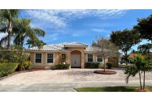 9881 Sw 166th Ct, Miami