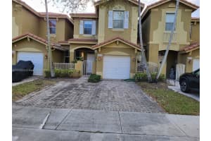 6284 Sw 165th Ave 6284, Miami