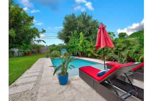 1605 S Palmway 0