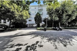 221 Meridian Ave 208, Miami Beach