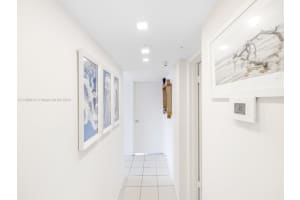 590 Ocean Dr 8c, Key Biscayne