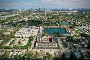 220 Sw 9th Ave 205, Hallandale Beach