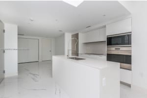 9521 E Bay Harbor Dr 705, Bay Harbor Islands