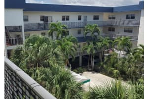 16750 Ne 10 Ave 201, 317, North Miami Beach