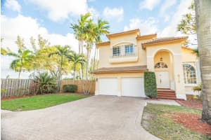 9716 Nw 29th St, Doral
