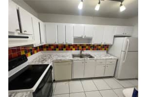 1420 Atlantic Shores Blvd 326, Hallandale Beach