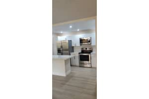 3350 Ne 192nd St 4p-b, Aventura