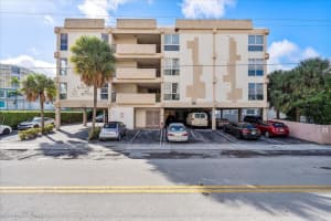 2420 Diana Dr 204, Hallandale Beach