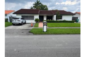 12461 Sw 26th St, Miami