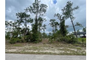 4502 E 7th St, Lehigh Acres