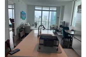 55 Se 6th St Ph4307, Miami