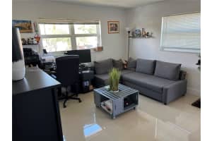 2240 Johnson St 201, Hollywood